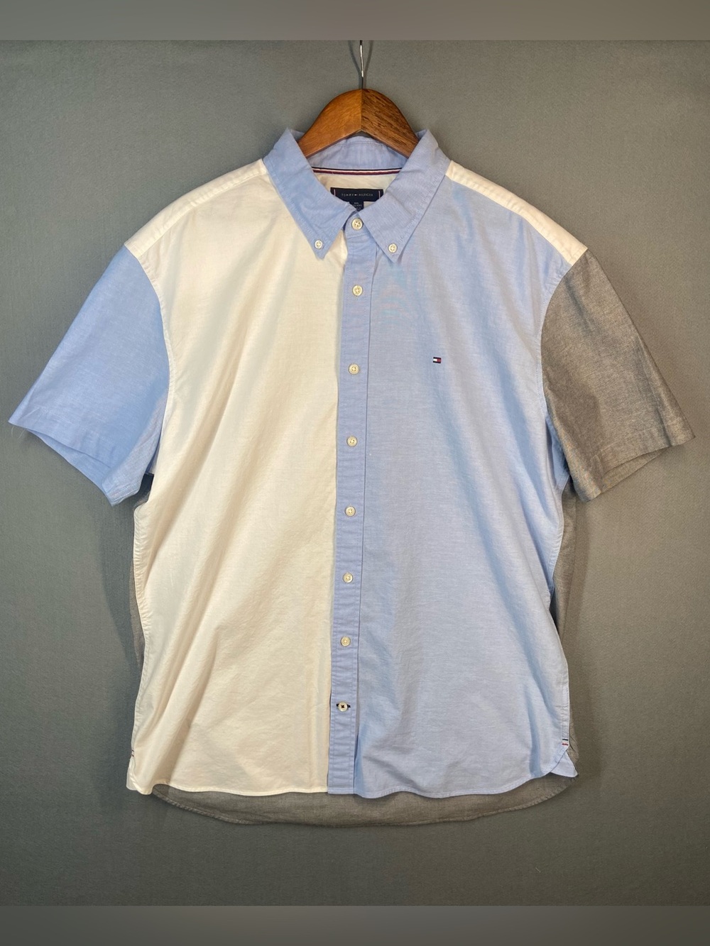 Tommy Hilfiger Men’s Colorblock Short-Sleeve Button-Down Shirt - Blue/White/Gray